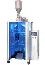 Quantitative Vertical Vacuum Packaging Machine For Liquid / Paste Products