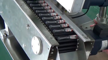 Grande vitesse automatique cosmétique de machine à étiquettes pour le conteneur cylindrique mince